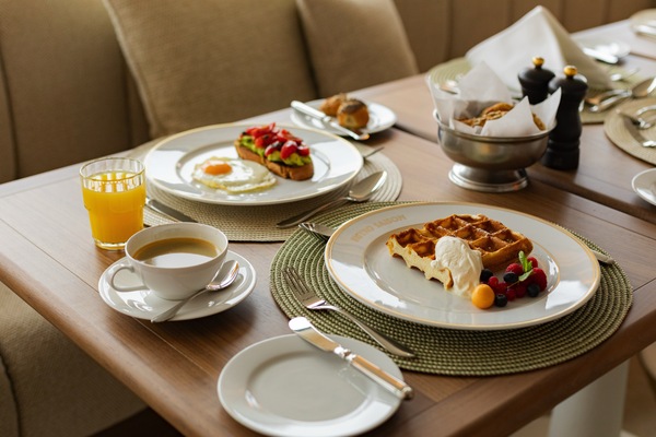 APT Guided Tours & River Cruises APT Solara & APT Ostara Bistro Saison Dishes 2 ©APT Guided Tours & River Cruises.jpg